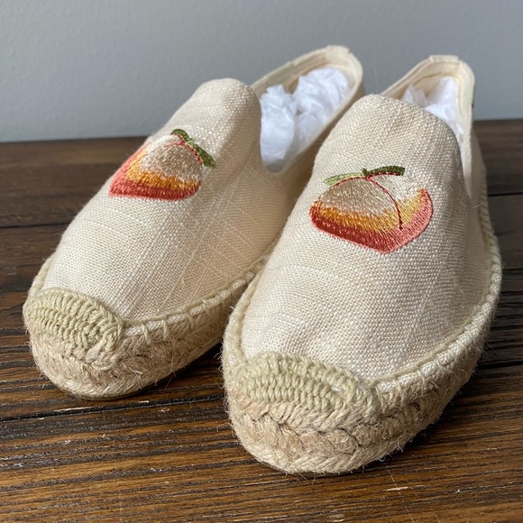 Soludos Peach Bum Embroidered Smoking Slipper Espadrilles - Picture 4 of 11